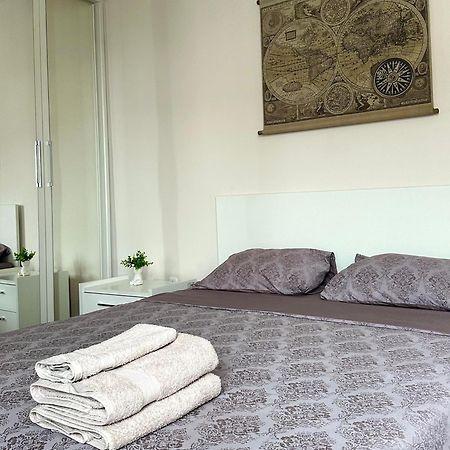Moonlight Charming Shelter - 3Br 180º Balcony View Apartment Орадеа Екстериор снимка