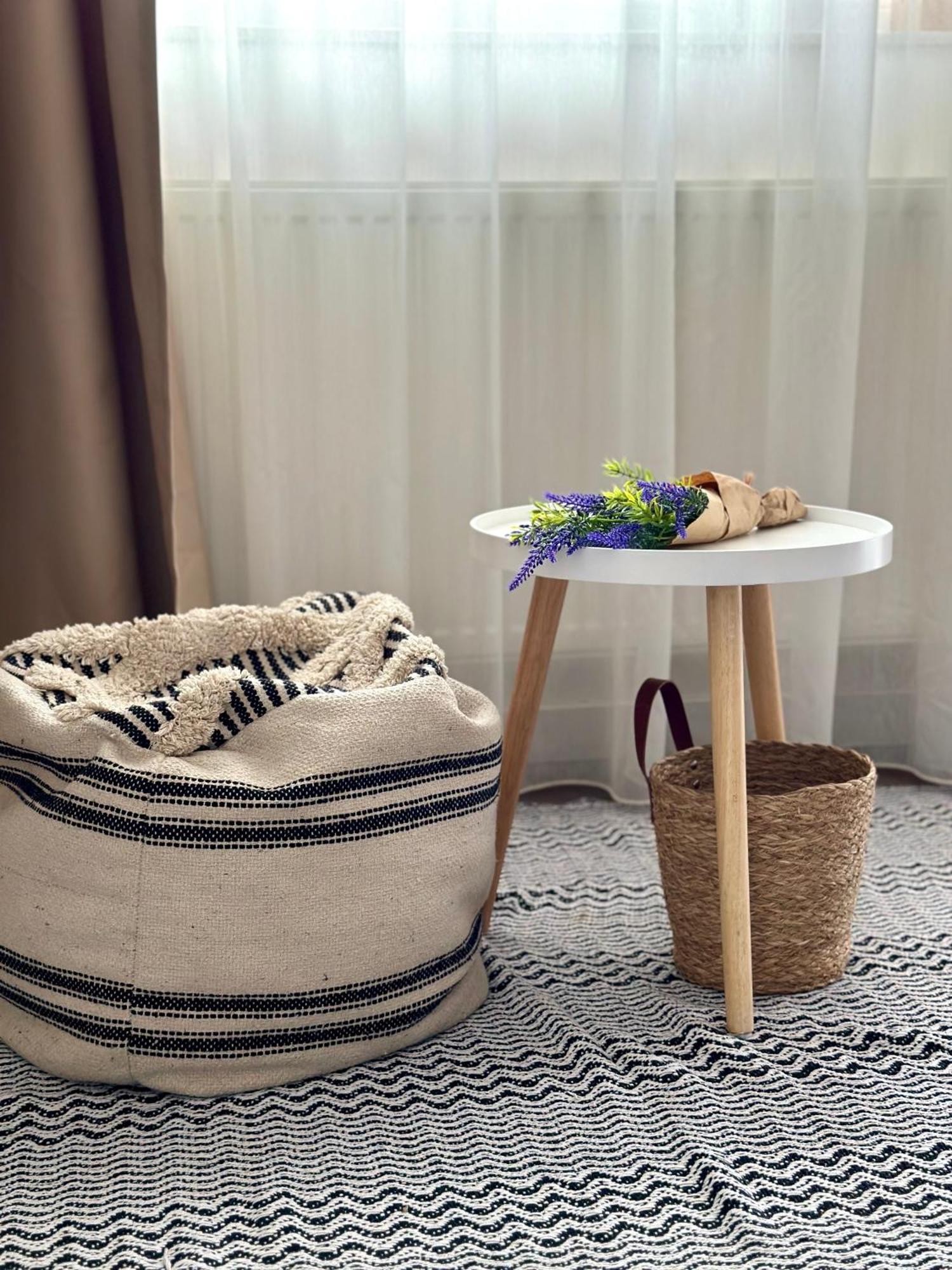 Moonlight Charming Shelter - 3Br 180º Balcony View Apartment Орадеа Екстериор снимка